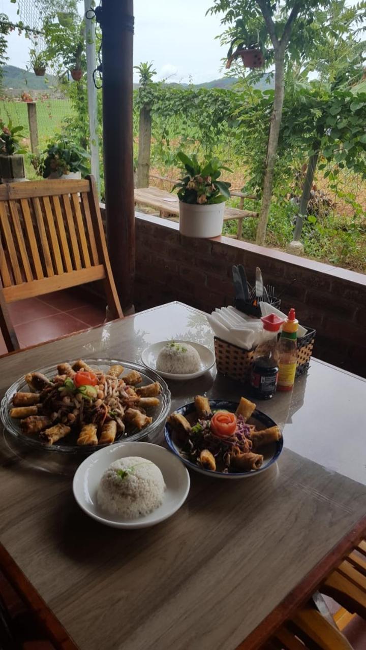 Phong Nha Rice Field Homestay Екстериор снимка